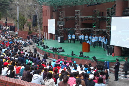 지난 6일 오후 6시 성서캠 노천강당에서 학생자치기구 출범식이 열렸다.