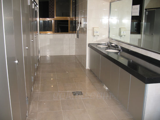 시설팀에서는 방중 바우어관 화장실 개보수 공사를 진행했다. 사진은 완공된 모습.