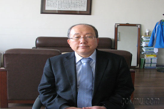 ‘무역의 날’ 대통령표창을 수상한 류건우 교수 정다은 기자