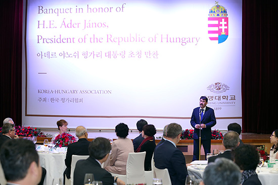 지난 4월 12일, 우리학교를 방문한 아데르 야노쉬 헝가리 대통령 홍보팀